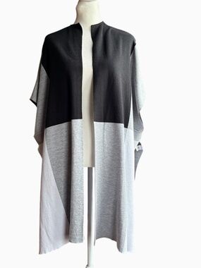 NWT Cullen Open Front Black and Grey Cardigan Poncho Sz S